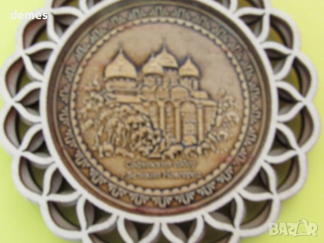 Автентичен дървен 3D магнит от Великий Новгород, Русия, снимка 2 - Колекции - 44232773