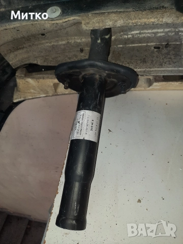 Здрава задна броня заедно с буферите и основата за БМВ Е39 BMW E39, снимка 15 - Части - 52705482