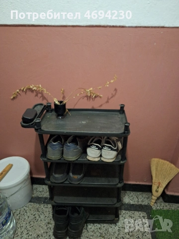 Етажерка за обувки