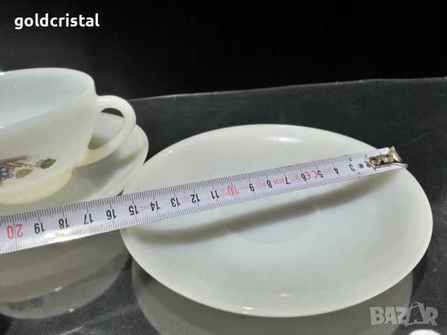 френски аркопал чаени чаши, снимка 3 - Антикварни и старинни предмети - 25187110