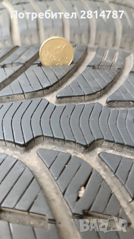 зимни гуми 225 45 18 , снимка 6 - Гуми и джанти - 52883290