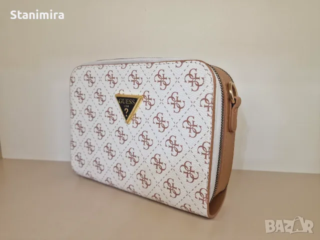 Дамска чанта Guess, снимка 2 - Чанти - 55890181