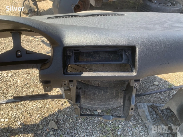 Арматура Golf4/Bora, снимка 5 - Аксесоари и консумативи - 53905998