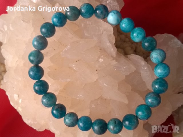 Гривна от естествен апатит, снимка 2 - Гривни - 39935753