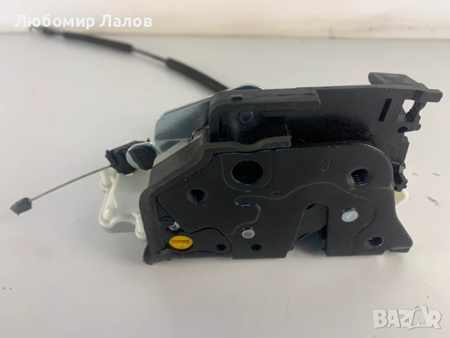 Предна лява брава Seat Altea (04-09)г. , снимка 3 - Части - 50988950