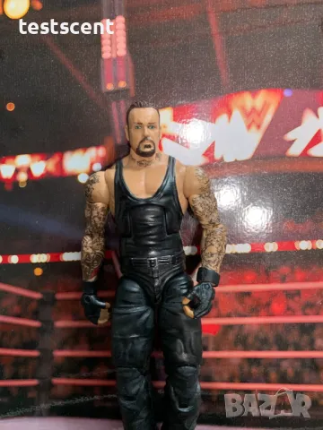 Екшън фигура WWE The Undertaker Гробаря Elite Series Mattel figure играчка Deadman, снимка 8 - Колекции - 48504120