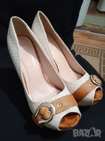 кожени фешън обувки Motivo Strap