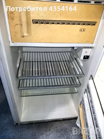 Продавам хладилник Смоленск , снимка 8 - Хладилници - 56381180
