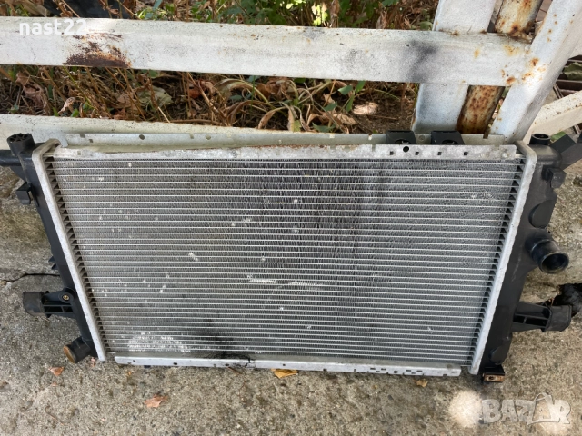 Воден радиатор Опел Астра Г 2.0 дти 101 к,с, снимка 2 - Части - 38416608