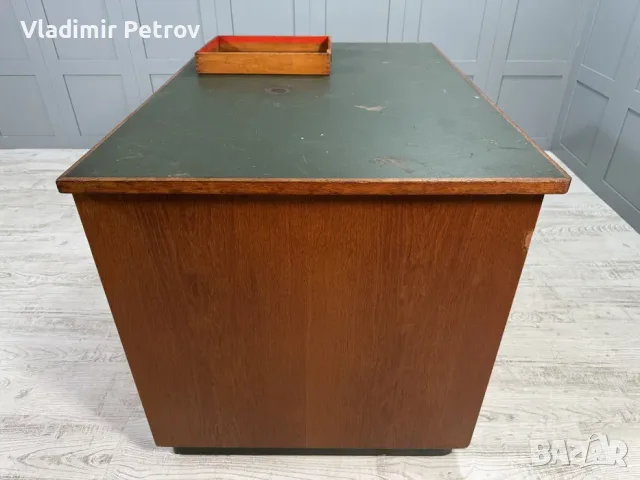 Винтидж бюро в индустриален стил Г447, снимка 11 - Бюра - 55980192