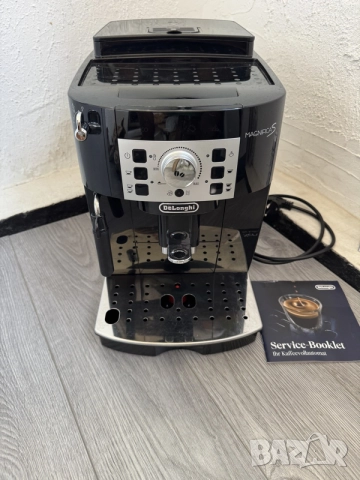 Автоматичен Кафеавтомат | De'Longhi Magnifica S ECAM22.110.B | 1450W | 15 бара | Кафемашина, снимка 2 - Кафемашини - 55838144