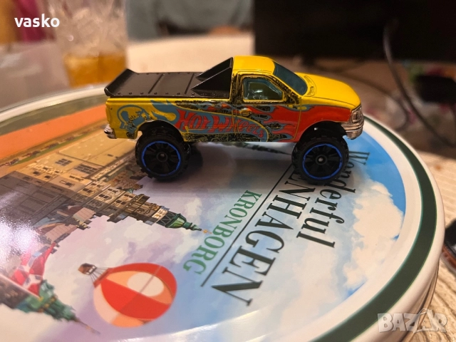 Hotwheels Ford, снимка 3 - Колекции - 52793927