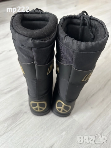 Дамски апрески Love Moschino, номер 41/42, снимка 3 - Дамски апрески - 52026351