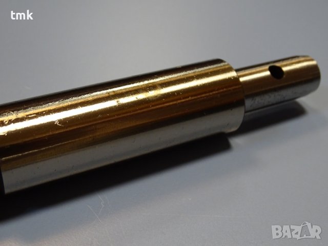 Винт с гайка за фреза Deckel L-530 ф26, снимка 3 - Резервни части за машини - 40131861