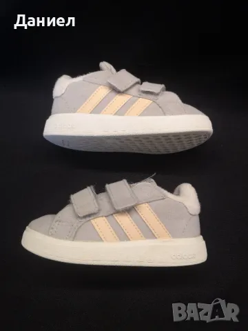 Бебешки маратонки Adidas , снимка 6 - Детски маратонки - 50424649