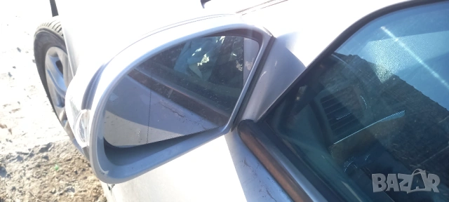 Ляво огледало Mercedes W211 E-Class, снимка 2 - Части - 54097183