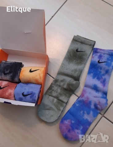 унисекс цветни дълги чорапи в кутия ,6 чифта nike, снимка 3 - Мъжки чорапи - 53195667