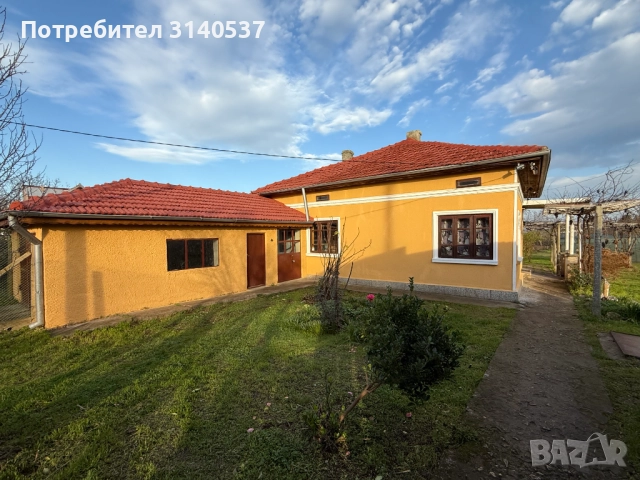 Ремонтирана къща 203кв.м с гараж и 4 спални на 37км от морският бряг, снимка 2 - Къщи - 52084216