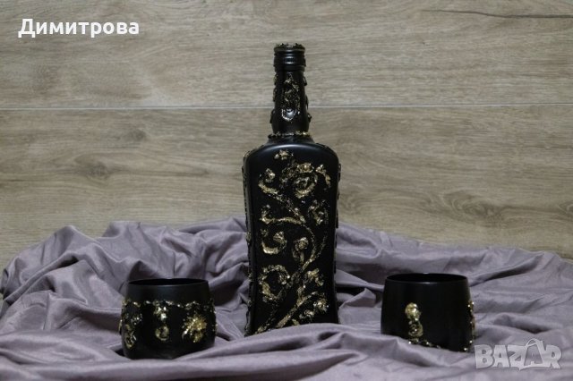 Подарък за жена, за годеж, за сватба. Оригинална декоративна бутилка с чаши и други аксесоари, снимка 5 - Подаръци за рожден ден - 42707752