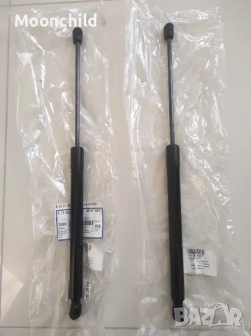 Audi Q7 2014 4LB oригинални амортисьори за ел. багажник , снимка 4 - Части - 48406400