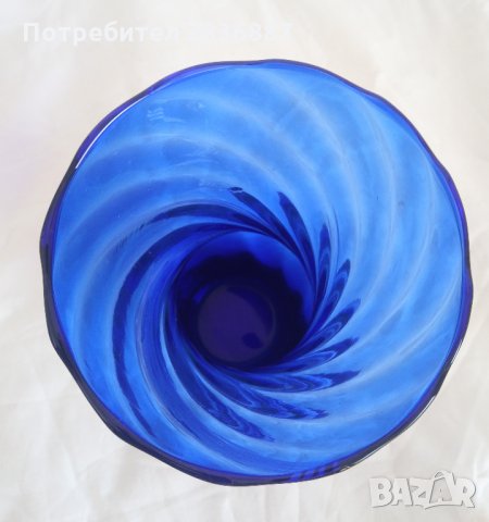 красива стара кристална синя ваза, снимка 3 - Вази - 31977032