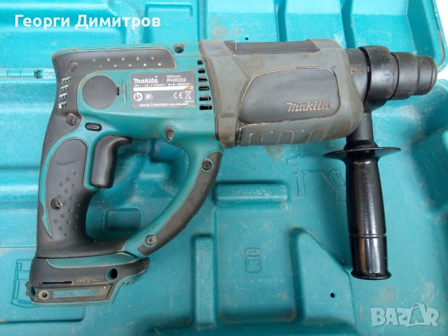 перфоратор Makita BHR202 - 18v, оригинал японски, 2 нови батерии 4Ah и оригинално японско зарядно, снимка 3 - Перфоратори - 37484231