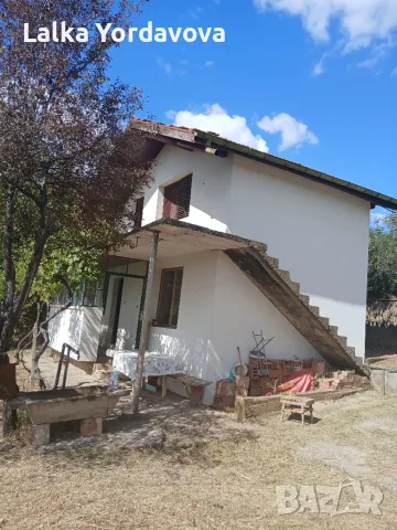 🏡 ПРОДАВАМ ВИЛА НА МАРКОВА МОГИЛА – ЧЕРВЕН БРЯГ