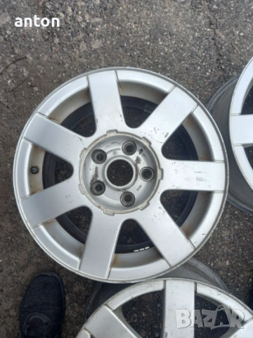 4 броя джанти , снимка 2 - Гуми и джанти - 44133800