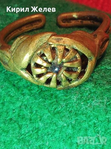 ВЪЗРОЖДЕНСКИ БРОНЗОВ ПРЪСТЕН с ВГРАДЕН СКЪПОЦЕНЕН КАМЪК ЮВЕЛИРНА РЪЧНА МАЙСТОРСКА ИЗРАБОТКА 15131, снимка 3 - Антикварни и старинни предмети - 30294497