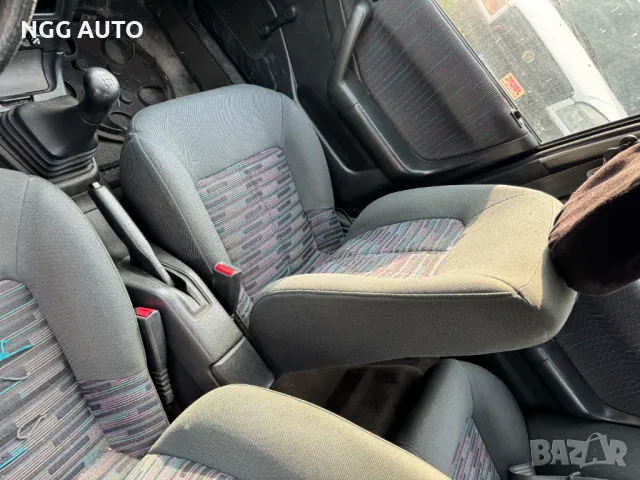 Mazda 323F 1.6i 16V 1990 г. - на части!, снимка 18 - Автомобили и джипове - 50036331