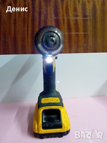 Винтоверт Dewalt dcd778 , снимка 12 - Винтоверти - 52599326