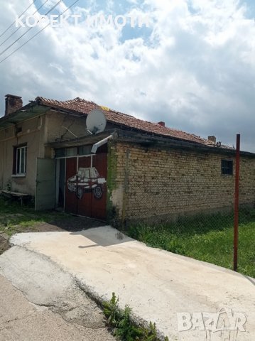 Продава Къща в село Лозево, снимка 7 - Къщи - 37104651