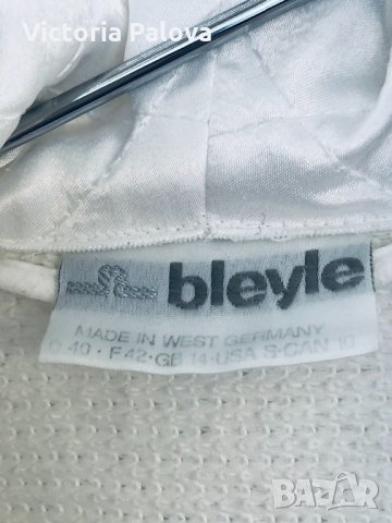 Красив дълъг бял халат BLEYLE Германия, снимка 3 - Пижами - 31958325
