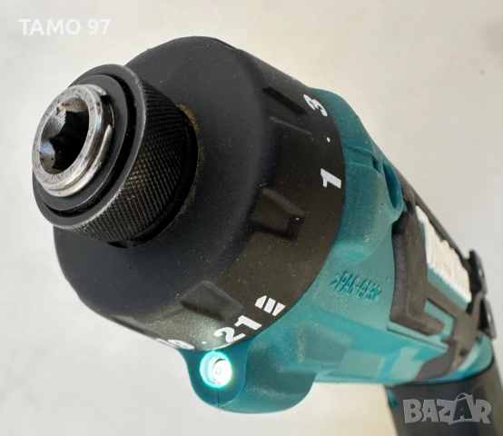 Makita DF012D - Акумулаторна отвертка 2x7.2V 1.5Ah като нова!, снимка 5 - Винтоверти - 53879151