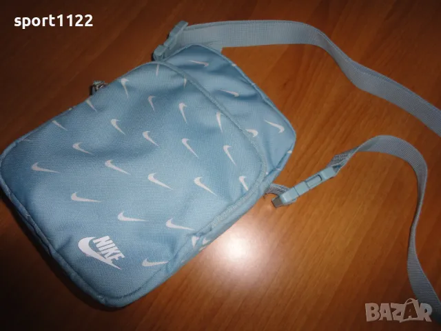 Nike/оригинална чантичка, снимка 3 - Чанти - 50207792