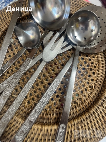 Набор за кухня от СССР Размери от 24.5 см до 35 см 6 прибора за сервиране + закачалка , снимка 3 - Прибори за хранене, готвене и сервиране - 51815613