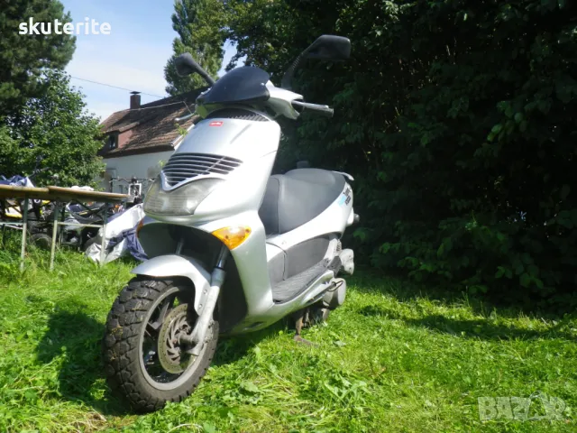 Aprilia Leonardo Априлия Леонардо Скутер мотопед НА ЧАСТИ, снимка 2 - Мотоциклети и мототехника - 49660813