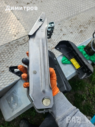 Оригинален крик и ключ за Audi A6,A4 B6,B7, снимка 4 - Части - 54130207