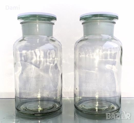 Стъклен съд за съхранение - буркан с шлиф и стъклена тапа