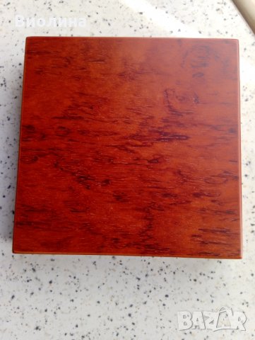 Кутия за монети, снимка 2 - Нумизматика и бонистика - 30294512