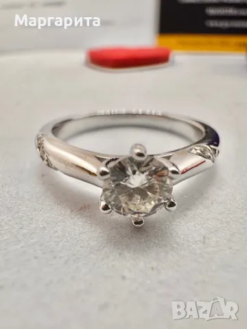 Сребърен пръстен с мойсанит (диамант) 0.5 карата, снимка 1