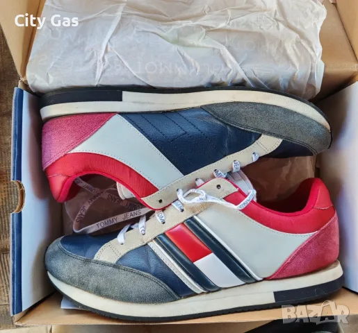 Маратонки Tommy Hilfiger 46 номер, снимка 2 - Маратонки - 56424834