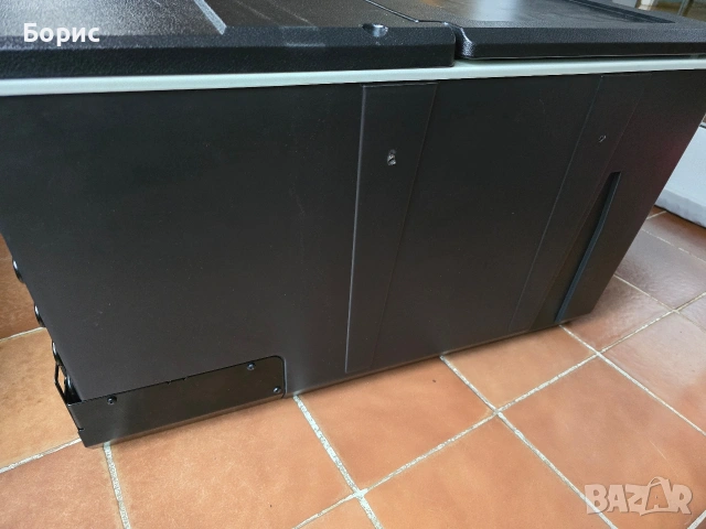 Хладилник за кола за влекач Mercedes-Benz, снимка 3 - Аксесоари и консумативи - 53999335