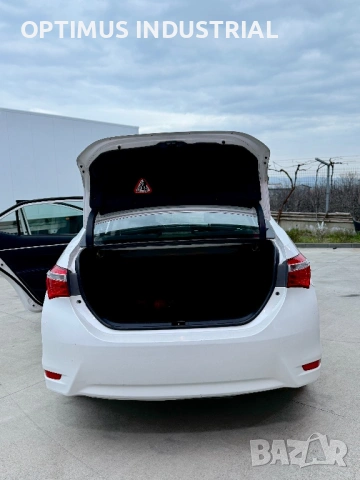 Toyota Corolla 1.4 D-4D//ПЪРВИ СОБСТВЕНИК//ДВА КОМПЛЕКТА ДЖАНТИ, снимка 5 - Автомобили и джипове - 54010348