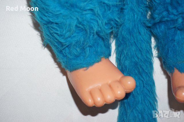 Колекционерска много рядка ГОЛЯМА плюшена играчка синя маймуна Мончичи 60см, снимка 10 - Колекции - 44225880