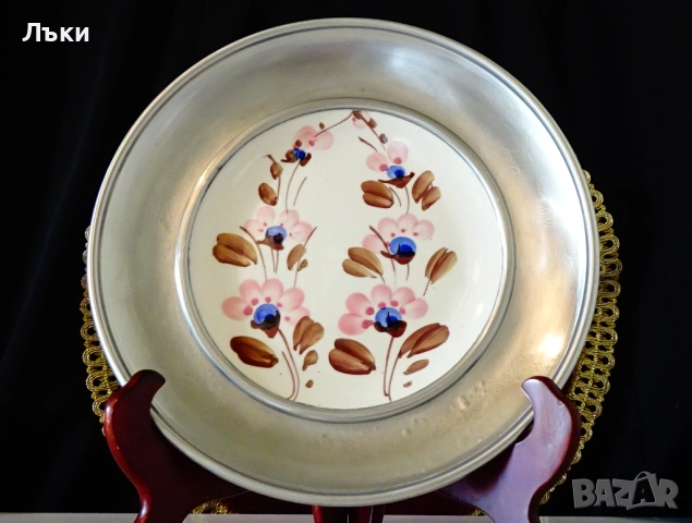 Рисувана порцеланова чиния с калаена рамка,пано. , снимка 4 - Антикварни и старинни предмети - 52504784