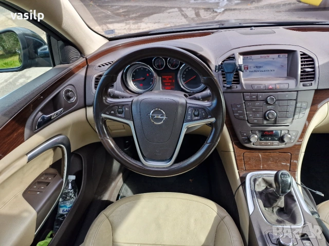 Opel Insignia 2.8T V6 4x4 FlexRide, Nav, OPC пакет, вс. екстри, LPG, снимка 6 - Автомобили и джипове - 54069381