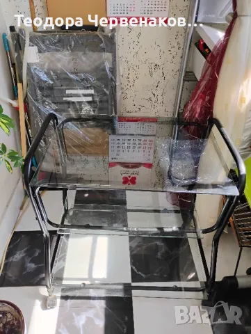 Продавам 3 вида маси.холна,маса за телевизор и маса която става и за хранене и за кафе., снимка 3 - Маси - 50431208