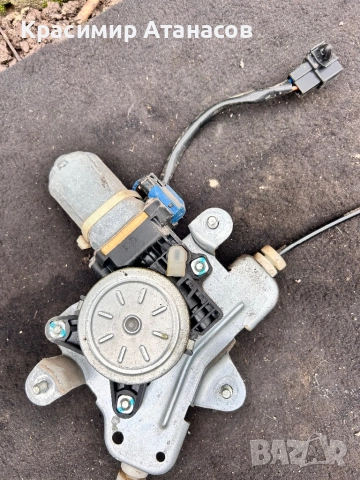 96627082. Стъклоповдигач заден  десен за Шевролет Каптива. 2008г., снимка 13 - Части - 51237860