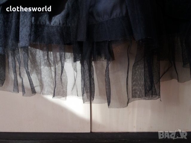 Невероятна пола H&M от кадифе модел рибена опашка, снимка 9 - Поли - 19855511